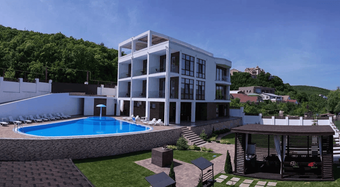 Отель в Абрау-Дюрсо «Villa Natali Abrau»